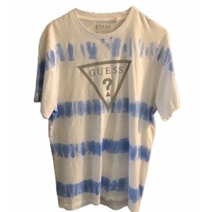 Guess white/blue medium 100% cotton short sleeve t shirt